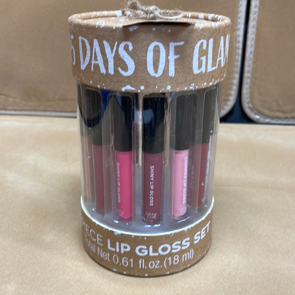 15 days of glam lipgloss set - Picture 1 of 5
